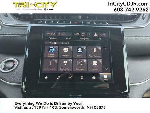 New 2025 Jeep Grand Cherokee Altitude image 27