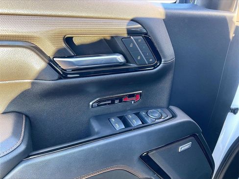 Used 2023 GMC Sierra 1500 AT4 w/ AT4 Premium Package image 38