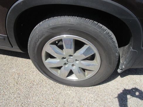 Used 2013 Kia Sorento LX w/ Convenience Pkg image 18