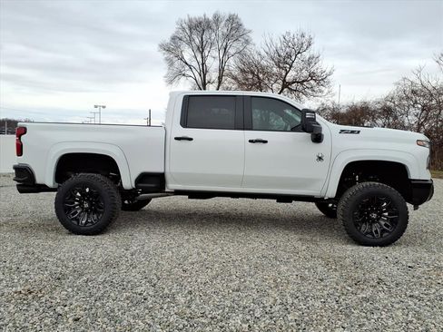 New 2026 Chevrolet Silverado 2500 LT w/ Trail Boss Package image 10