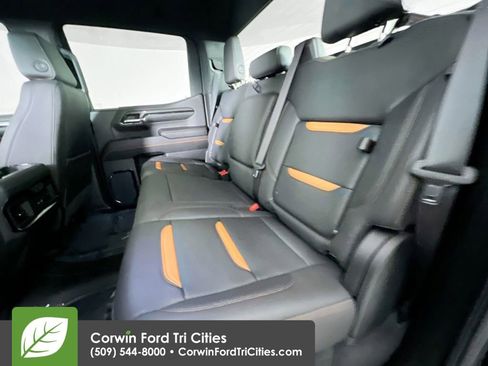 Used 2023 GMC Sierra 1500 AT4 image 28