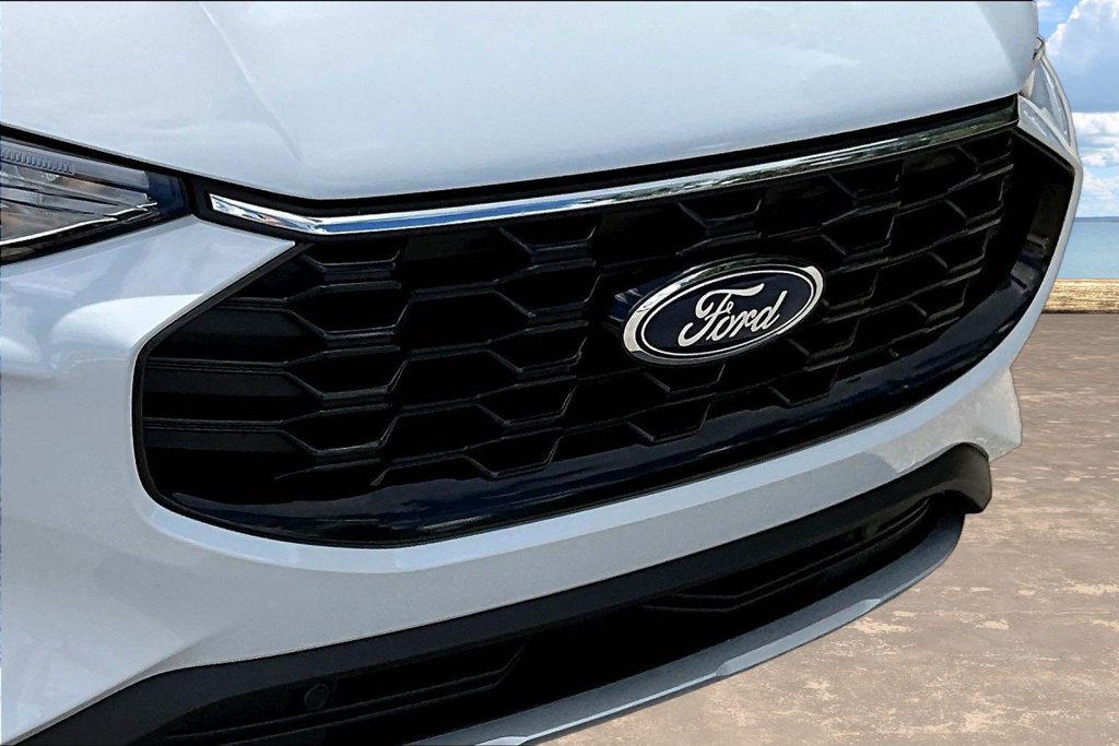 Used 2025 Ford Escape ST-Line FWD image 33