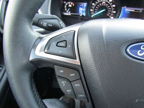 Used 2024 Ford Edge SEL w/ Convenience Package image 28