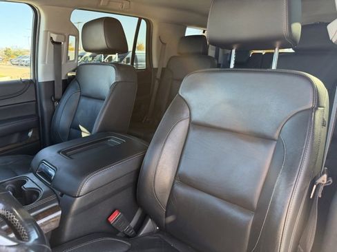 Used 2019 Chevrolet Tahoe LT image 11