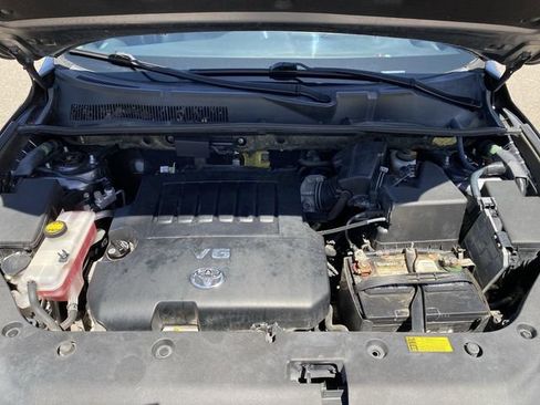 Used 2010 Toyota RAV4 Sport AWD/4WD image 29