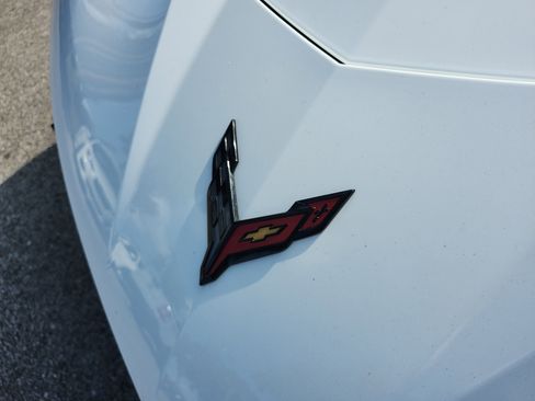 Used 2025 Chevrolet Corvette Stingray Preferred Cpe w/ 2LT image 23