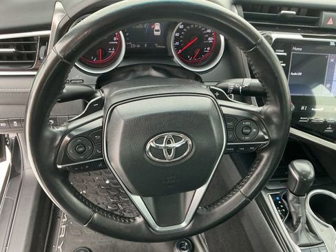 Used 2018 Toyota Camry XSE image 27