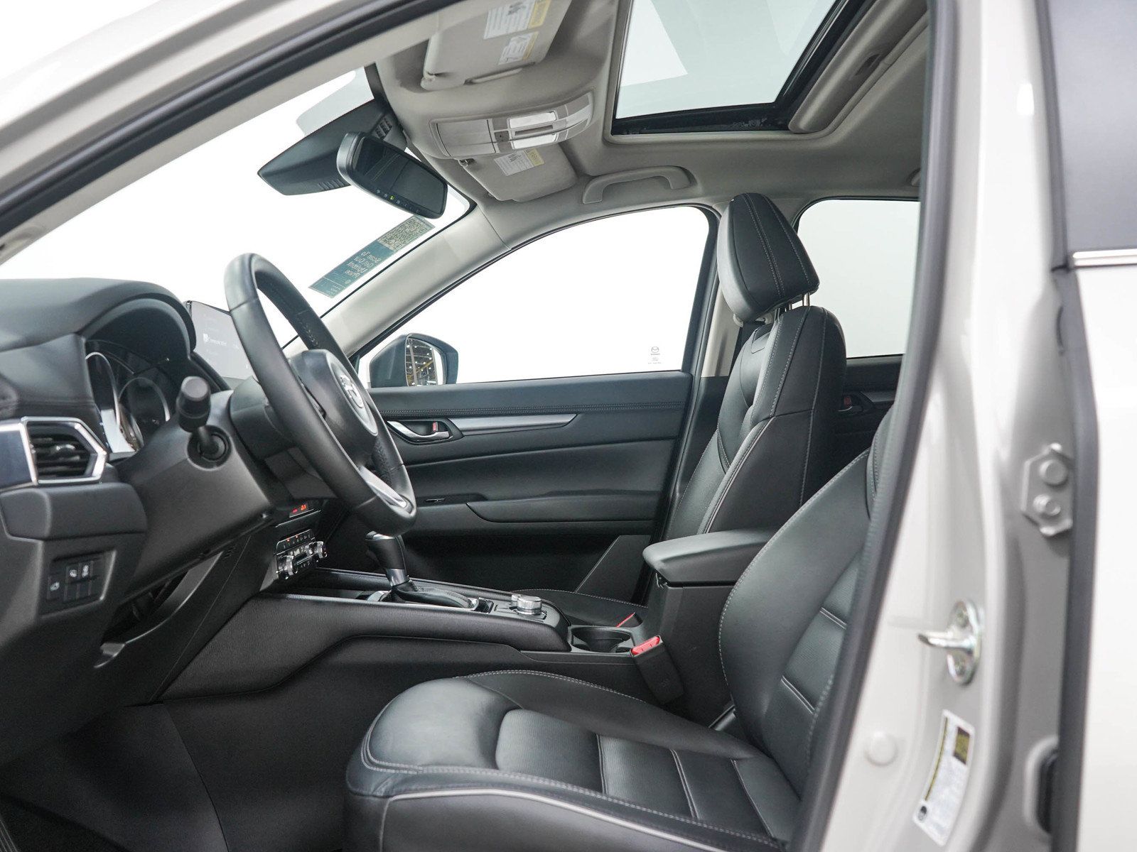 Used 2025 MAZDA CX-5 AWD 2.5 S w/ Preferred Package image 23