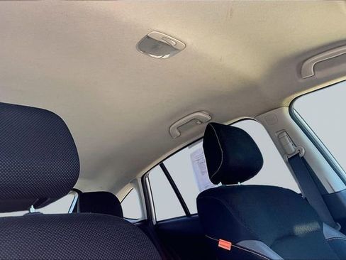 Used 2016 Subaru Crosstrek 2.0i Premium image 27