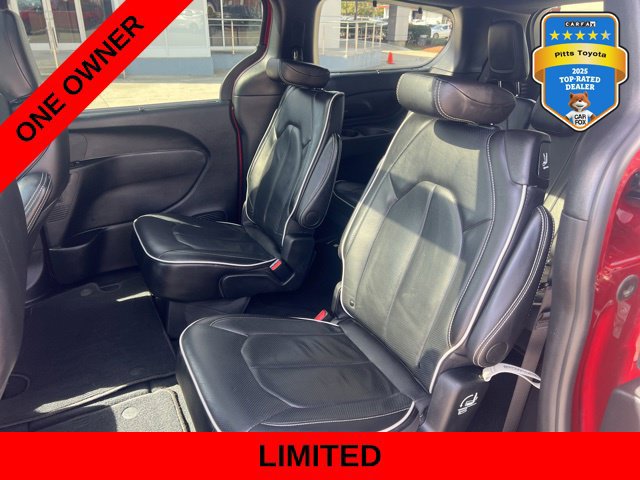 Used 2025 Chrysler Pacifica Limited FWD image 20