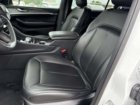 Used 2025 Jeep Grand Cherokee L Limited AWD/4WD image 23