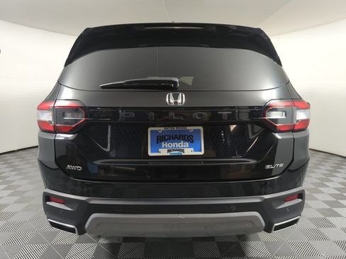 Certified 2024 Honda Pilot Elite image 5