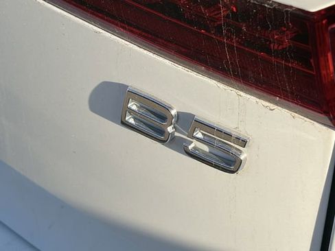 Used 2023 Volvo XC60 B5 Ultimate FWD image 9