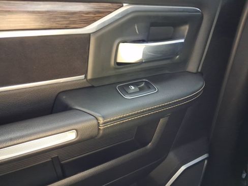 Used 2019 RAM 2500 Laramie AWD/4WD image 19