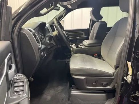 Used 2024 RAM 2500 Big Horn w/ Bed Utility Group image 10