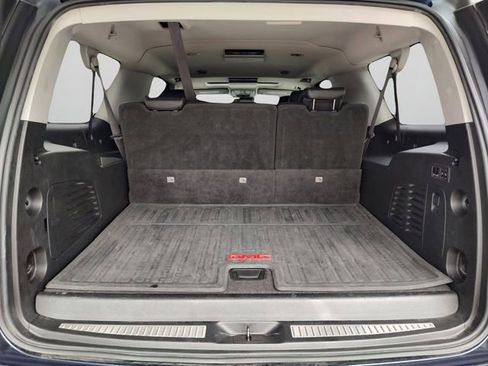 Used 2017 GMC Yukon XL SLT w/ Open Road Package RWD image 32