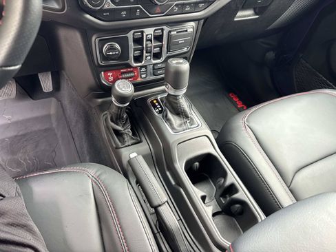 Used 2026 Jeep Wrangler Unlimited Rubicon 392 w/ Quick Order Package 27X Moab AWD/4WD image 25