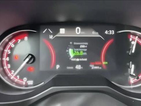 Used 2025 Toyota RAV4 XLE image 12