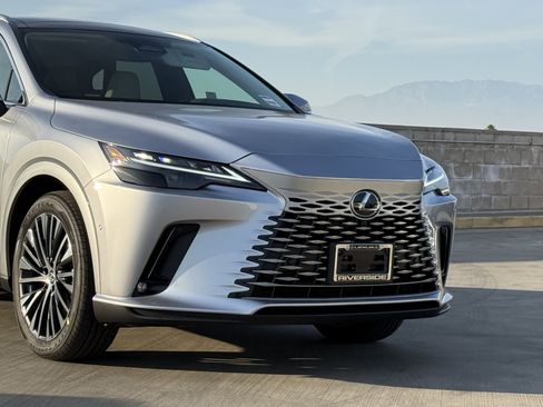New 2026 Lexus RX 350 RX 350h Premium+ image 3