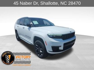 Used 2025 Jeep Grand Cherokee L Summit AWD/4WD video 1