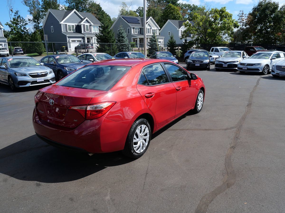Used 2017 Toyota Corolla LE FWD image 6
