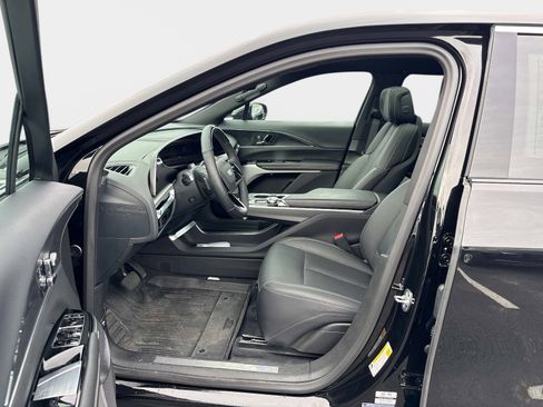 Certified 2024 Cadillac Lyriq Luxury w/ LPO, Floor Liner Package image 21