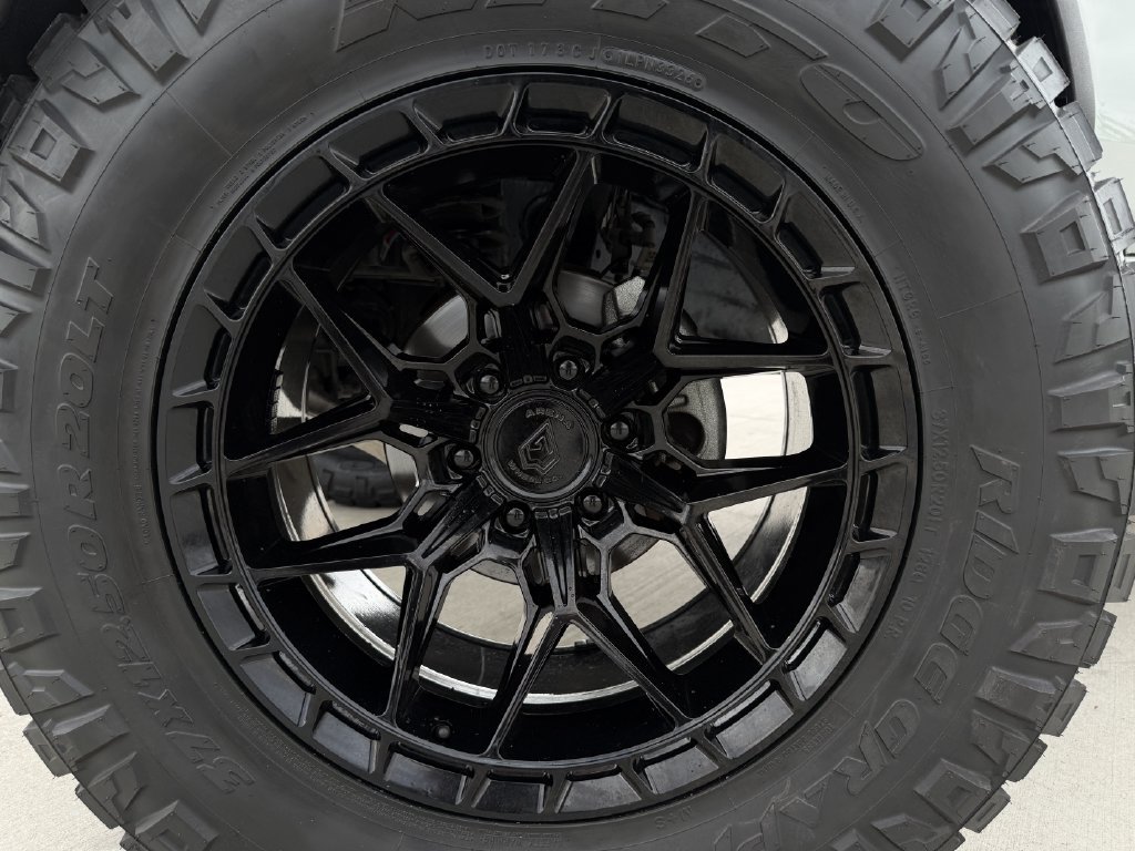 Used 2024 Ford Bronco Black Diamond AWD/4WD image 9