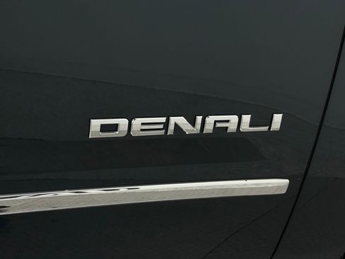 Used 2020 GMC Yukon XL Denali w/ Open Road Package image 44