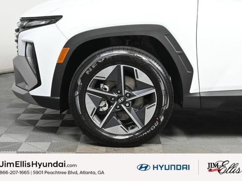 Certified 2025 Hyundai Tucson SEL image 12