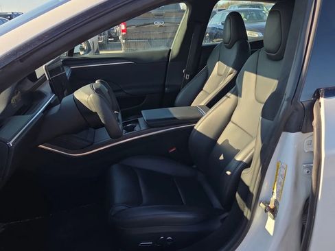 Used 2022 Tesla Model S Standard Range image 4