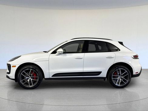 New 2026 Porsche Macan GTS AWD/4WD image 2