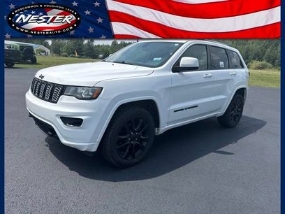 Used 2018 Jeep Grand Cherokee Laredo