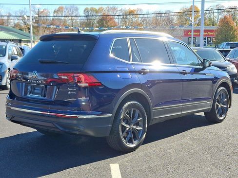 Used 2022 Volkswagen Tiguan SE image 6