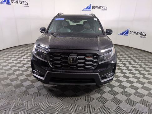 Certified 2022 Honda Passport TrailSport image 12