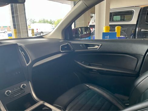 Used 2023 Ford Edge SEL w/ Convenience Package AWD/4WD image 12