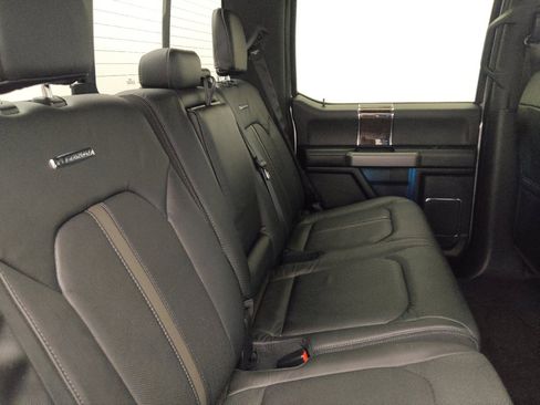Used 2015 Ford F150 Platinum w/ Equipment Group 701A Luxury RWD image 19