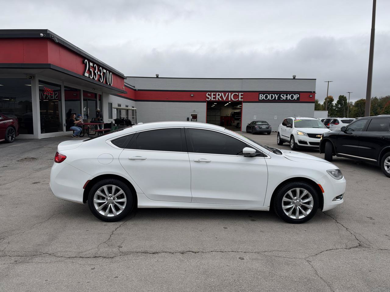 Used 2015 Chrysler 200 C FWD image 2