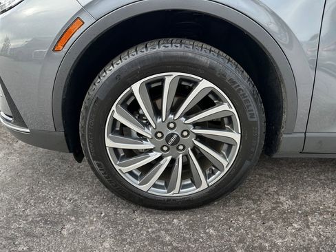 Used 2024 Lincoln Corsair Reserve w/ Equipment Group 201A image 8