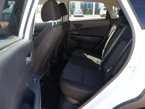 Used 2023 Hyundai Kona SEL image 17