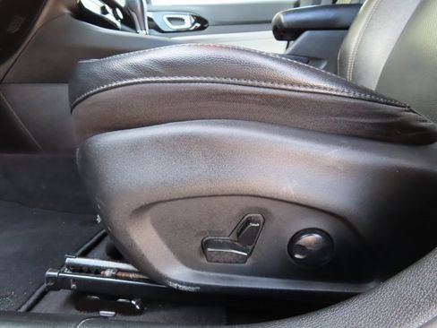 Certified 2023 Jeep Compass Limited image 6