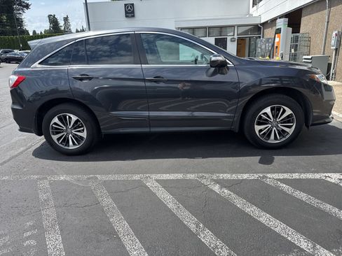 Used 2016 Acura RDX AWD w/ Advance Package image 4