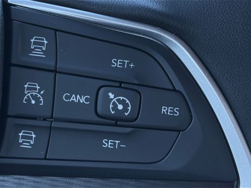 New 2026 Jeep Grand Cherokee Laredo X AWD/4WD image 25