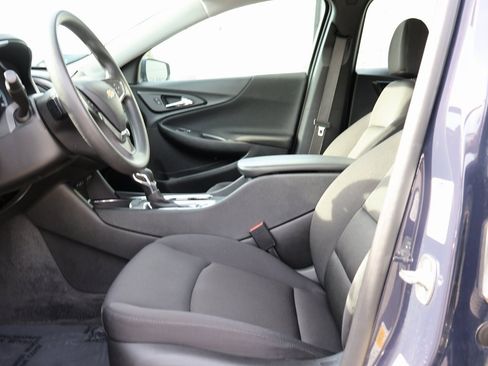 Used 2025 Chevrolet Malibu LT image 22