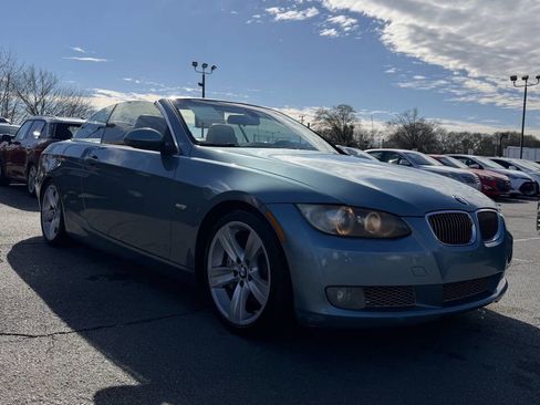 Used 2009 BMW 335i Convertible image 7
