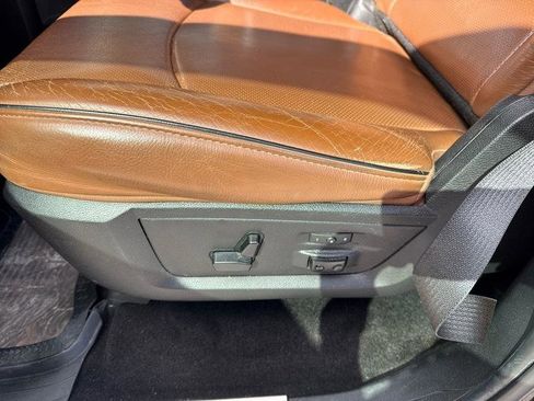 Used 2016 RAM 1500 Laramie Longhorn w/ Convenience Group image 9