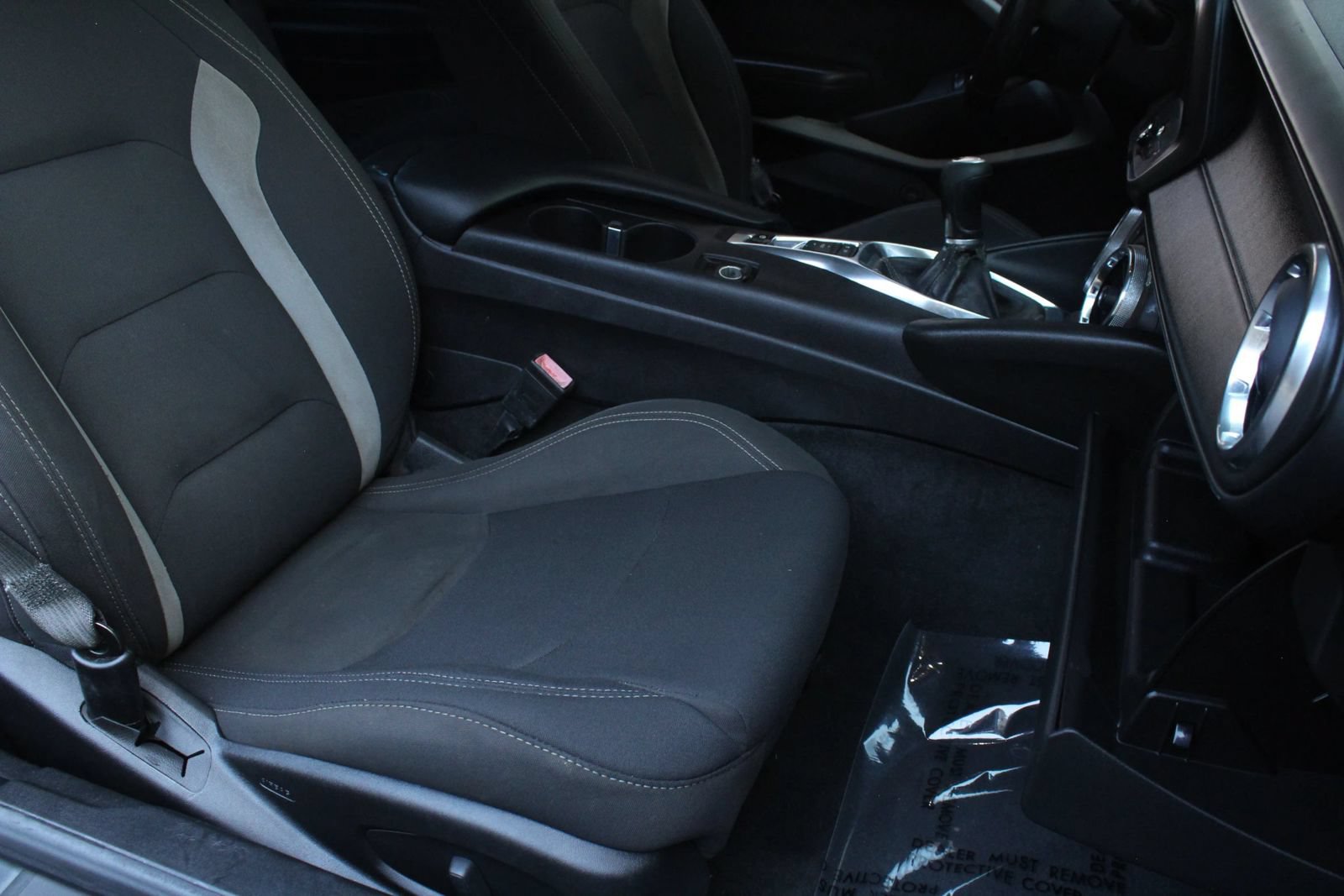Used 2016 Chevrolet Camaro LT RWD image 21