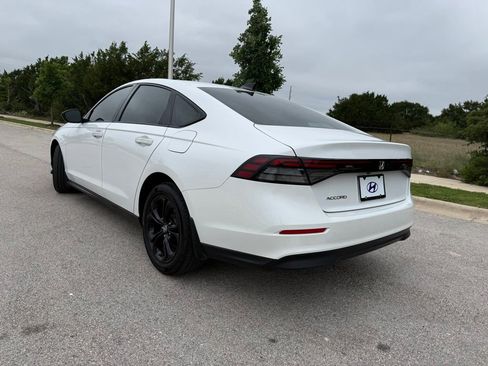 Used 2025 Honda Accord SE image 7