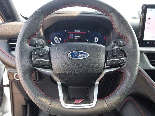Used 2025 Ford Explorer ST AWD/4WD image 19