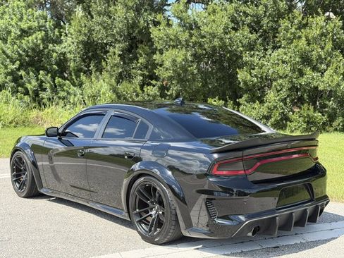 Used 2023 Dodge Charger Scat Pack RWD image 3