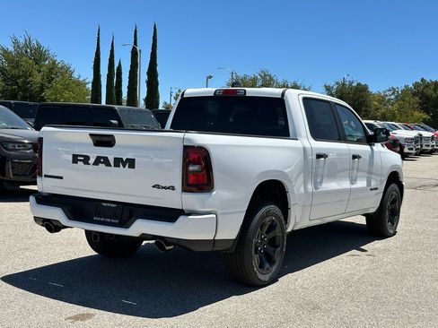 New 2026 RAM 1500 Big Horn w/ Night Edition AWD/4WD image 8
